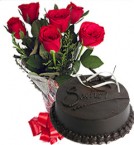 Order Online Midnight Chocolate Truffle Cake n Red Roses Bunch Delivery in Hooghly Sameday Lowcost