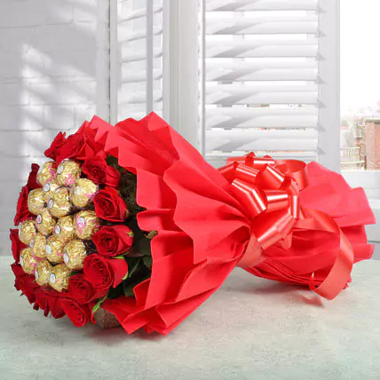 send Red Roses Ferrero Rocher Chocolates Bouquet -  delivery