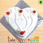 send  Half Kg Heart Shape Eggless Vanilla Cake delivery