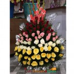 send 80 roses bouquet delivery
