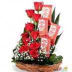send 10 red roses 4 kitkat chocolate bouquet delivery