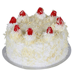 2Kg Eggless White Forest cake