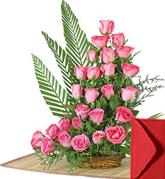 send Designer Pink Roses Flower Bouquet delivery