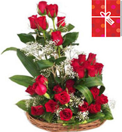 send Designer Pink Roses Flower Bouquet delivery