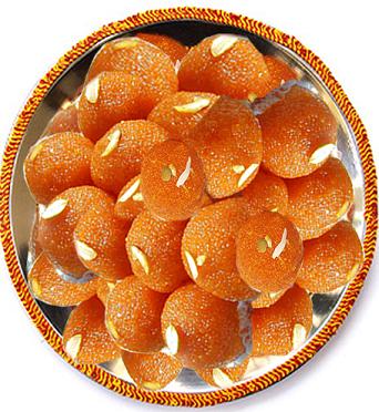 send  Gift of 500 gms Pure Ghee Laddu Sweet Box delivery