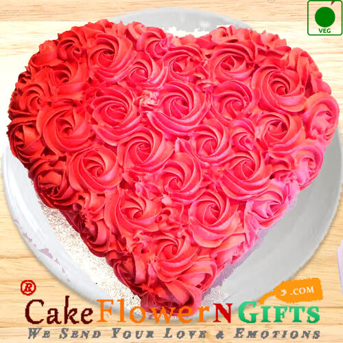 1 kg Eggless Heart Shaped Rose Chocolate Cake