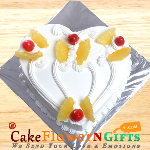 Half Kg Heart Shape Pineapple Cake