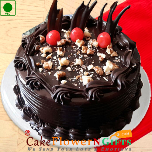 half kg walnut Eggless chocolate cake 