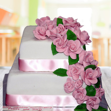 send 3kg Designer floral Wedding cake delivery