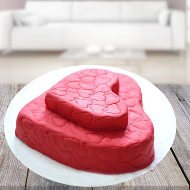 send 2kg Heart Beating Strawberry Cake delivery