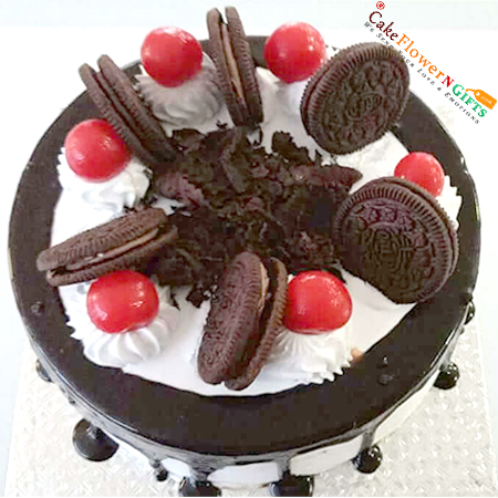 1kg eggless black forest oreo biscuit cake