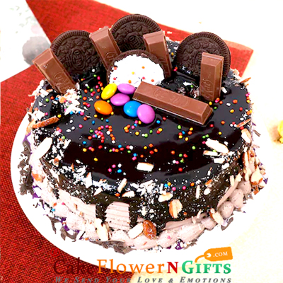 send half kg eggless kitkat oreo  dry fruit chocolate cake delivery