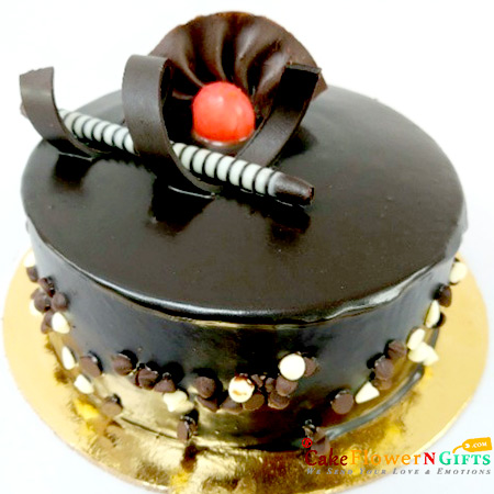 1kg eggless chocolate chip cake 2529