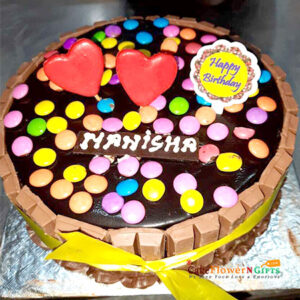 eggless-half-kg-kitkat-gems-chocolate-cake-2148