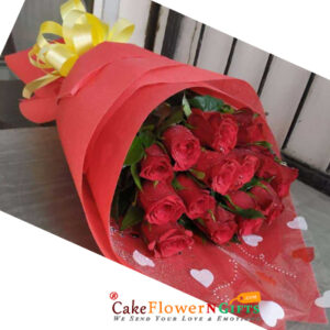 15-red-roses-red-paper-packing-bouquet