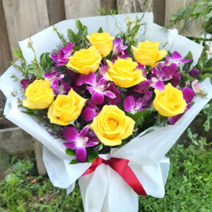 8 yellow roses 7 Orchids bouquet